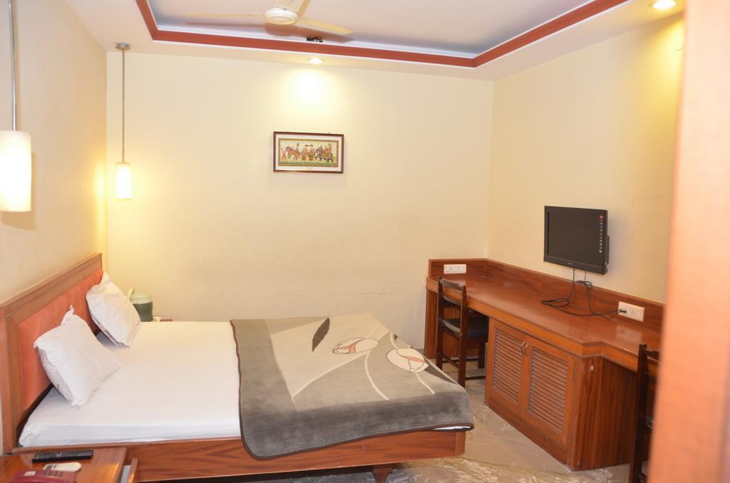 Hotel Raya'S Annexe-1 Kumbakonam Εξωτερικό φωτογραφία