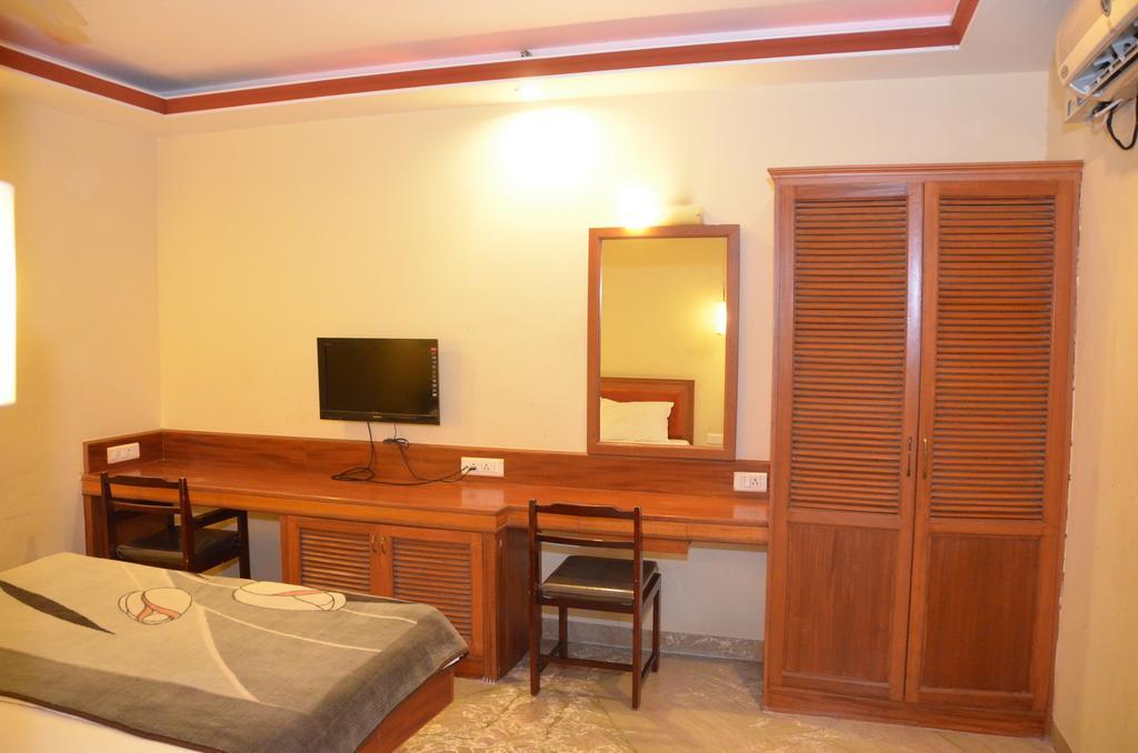 Hotel Raya'S Annexe-1 Kumbakonam Εξωτερικό φωτογραφία
